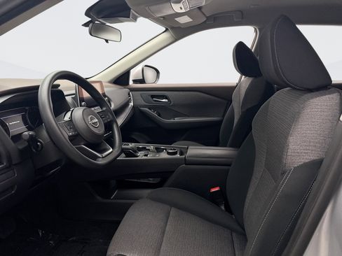 Used 2023 Nissan Rogue SV AWD/4WD image 10