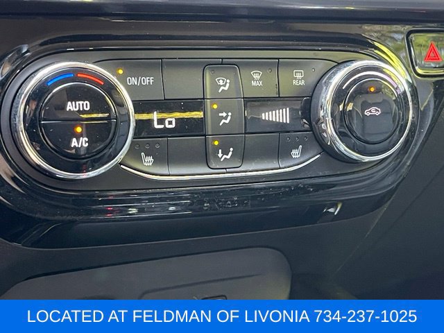 Used 2024 Chevrolet Trax ACTIV w/ Driver Confidence Package FWD image 17