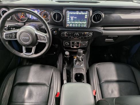 Used 2022 Jeep Wrangler Unlimited Sahara AWD/4WD image 24