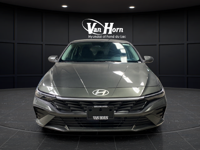 New 2026 Hyundai Elantra Hybrid FWD image 2