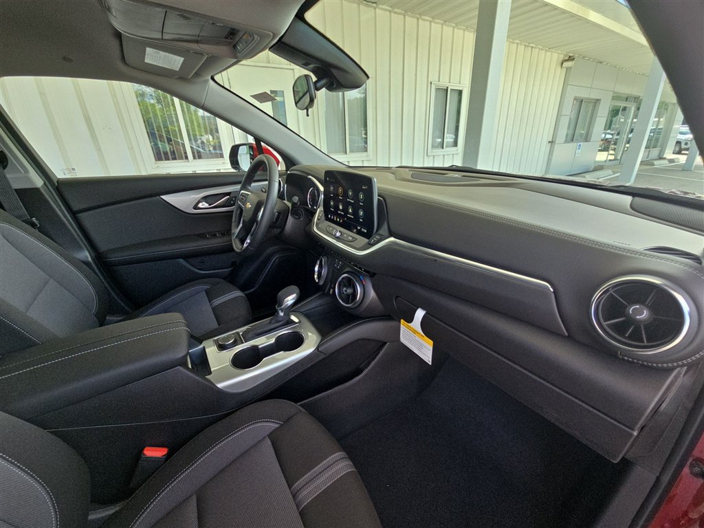 New 2026 Chevrolet Blazer LT AWD/4WD image 28