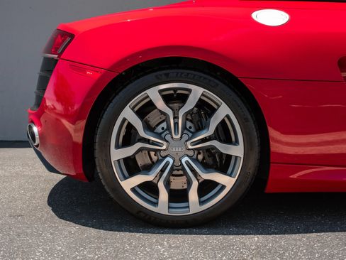 Used 2011 Audi R8 V10 AWD/4WD image 39