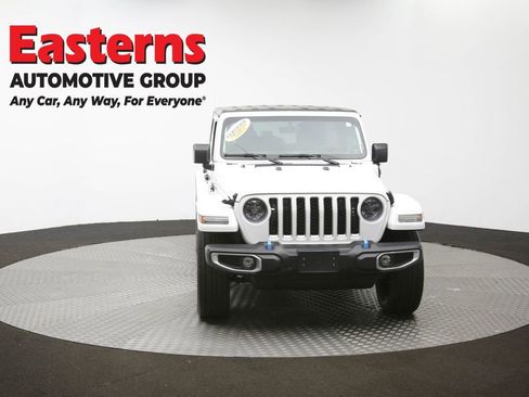 Used 2023 Jeep Wrangler Unlimited Sahara AWD/4WD image 56