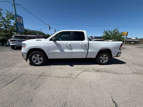 Used 2022 RAM 1500 Big Horn AWD/4WD image 3