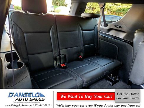 Used 2022 Chevrolet Suburban High Country image 39