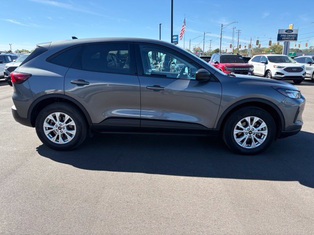 Used 2025 Ford Escape Active AWD/4WD image 8