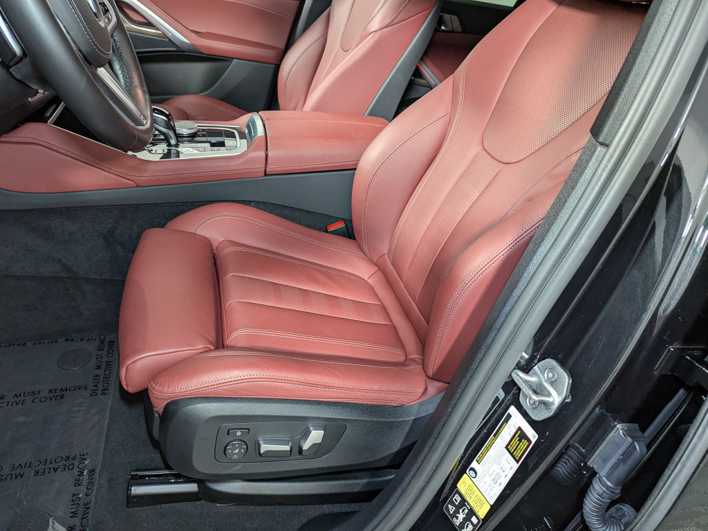 Certified 2022 BMW X6 xDrive40i w/ M Sport Package AWD/4WD image 19