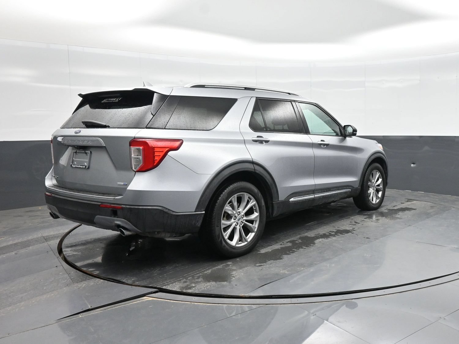 Certified 2020 Ford Explorer Limited AWD/4WD image 7