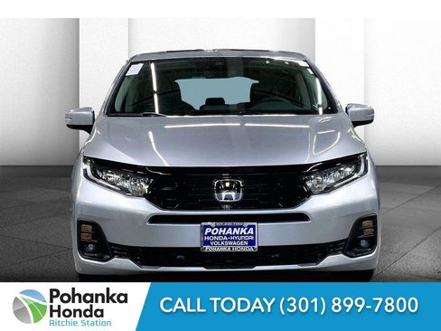 New 2026 Honda Odyssey Touring image 3