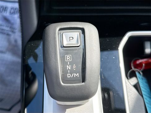 New 2026 Mitsubishi Outlander SEL image 17