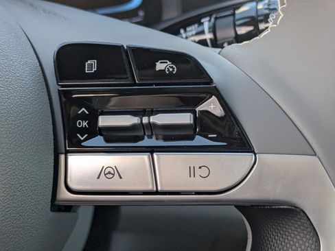 New 2025 Hyundai Elantra Sport image 22