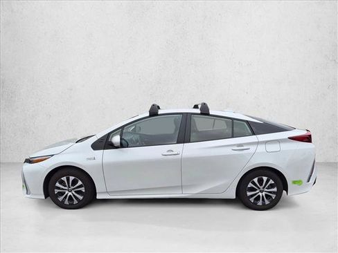 Used 2022 Toyota Prius Prime XLE FWD image 9