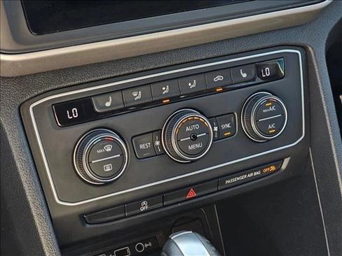 Used 2021 Volkswagen Atlas SE image 27