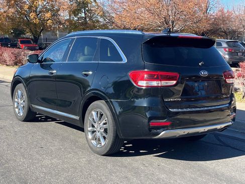 Used 2016 Kia Sorento SX w/ SXL Technology Package image 3