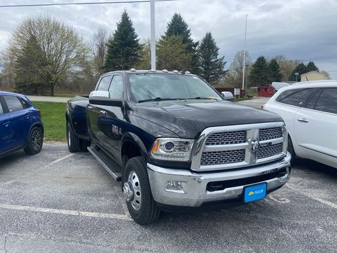 Used 2018 RAM 3500 Laramie AWD/4WD image 1