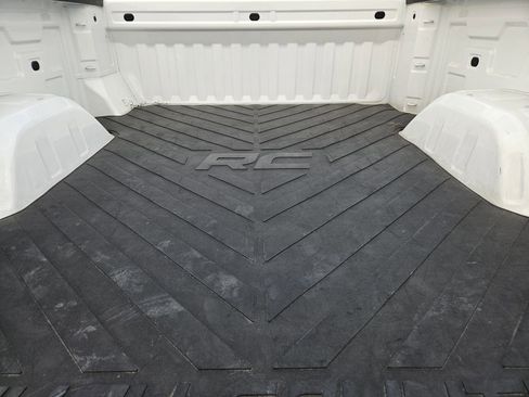 Used 2024 GMC Sierra 1500 Pro w/ Pro Value Package image 34