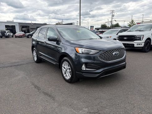 Used 2024 Ford Edge SEL w/ Convenience Package AWD/4WD image 7
