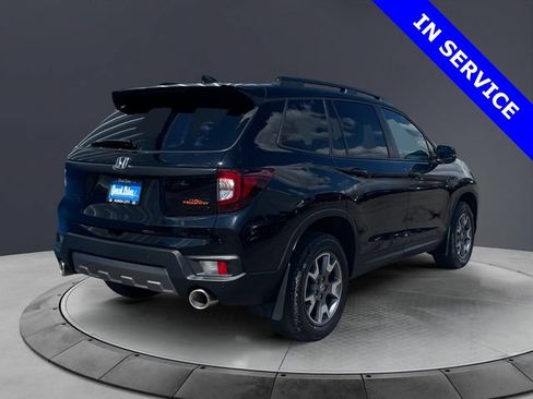 Used 2023 Honda Passport TrailSport image 5