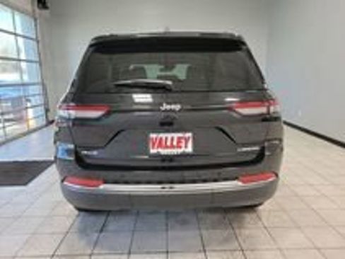 New 2026 Jeep Grand Cherokee Laredo X AWD/4WD image 5