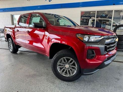New 2026 Chevrolet Colorado LT w/ Advanced Trailering Package AWD/4WD image 2