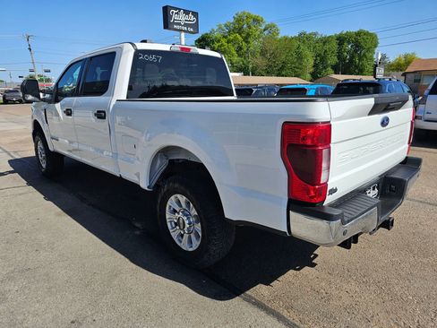 Used 2022 Ford F250 XLT w/ XLT Value Package AWD/4WD image 5