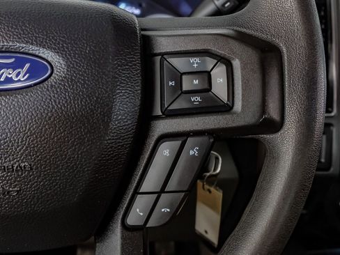 Used 2022 Ford F350 XLT w/ XLT Premium Package AWD/4WD image 17