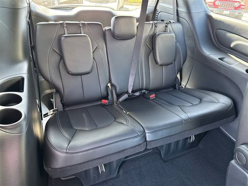 New 2025 Chrysler Voyager LX image 19