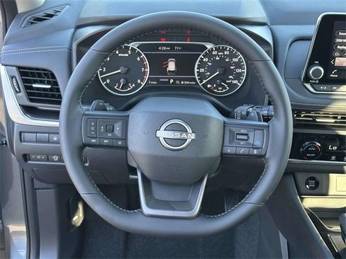 New 2026 Nissan Rogue SV image 18