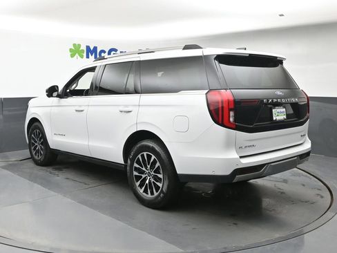Used 2025 Ford Expedition Platinum AWD/4WD image 28