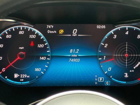 Used 2020 Mercedes-Benz GLC 300 4MATIC image 31