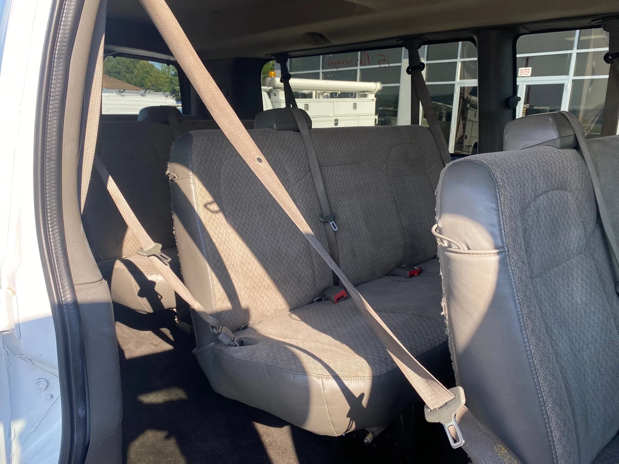 Used 2015 Chevrolet Express 3500 LT w/ LT Preferred Equipment Group RWD image 23
