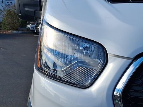 Used 2024 Ford Transit 250 Low Roof w/ Exterior Upgrade Package image 9
