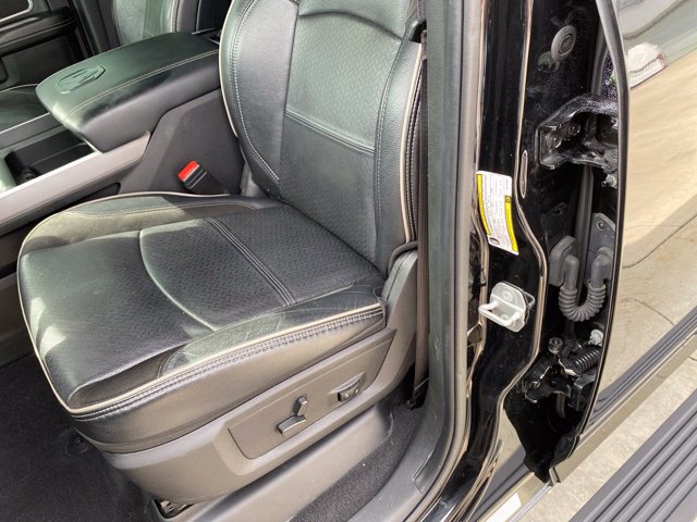 Used 2022 RAM 3500 Laramie AWD/4WD image 18