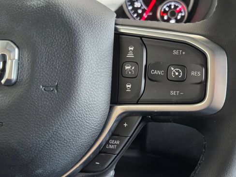 Certified 2025 RAM 1500 Big Horn AWD/4WD image 8