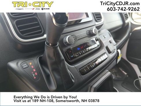 New 2025 RAM ProMaster 3500 w/ Quick Order Package 22G SLT image 34