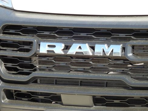 Used 2023 RAM ProMaster 2500 159 High Roof FWD image 18