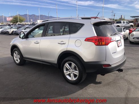 Used 2013 Toyota RAV4 XLE image 6
