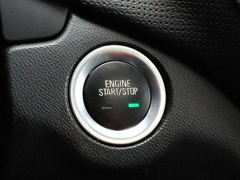 Used 2019 Chevrolet Equinox Premier image 24