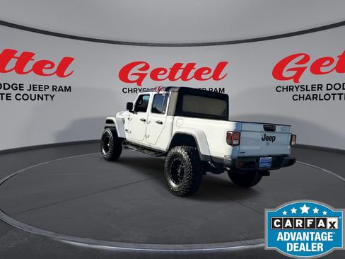Used 2021 Jeep Gladiator Sport image 7