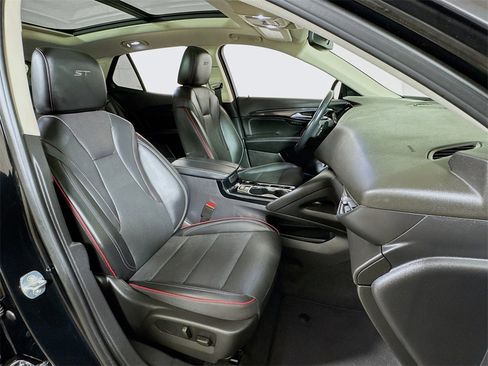 Certified 2023 Buick Envision Essence w/ Sport Touring Package image 26