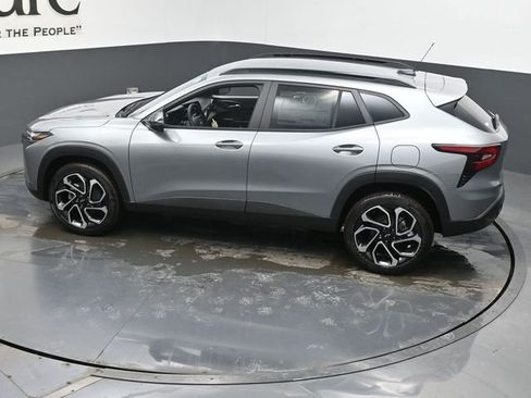 New 2026 Chevrolet Trax RS image 21