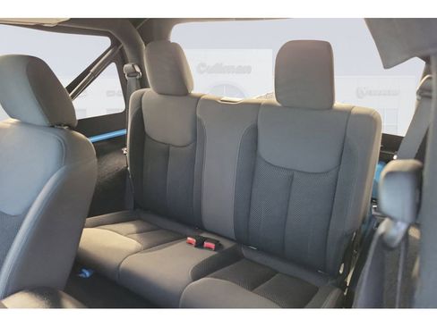 Used 2017 Jeep Wrangler Sport image 20