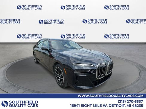 Used 2023 BMW 760i xDrive w/ Luxury Rear Seating Package AWD/4WD image 1