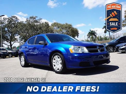 Used 2014 Dodge Avenger SE image 1