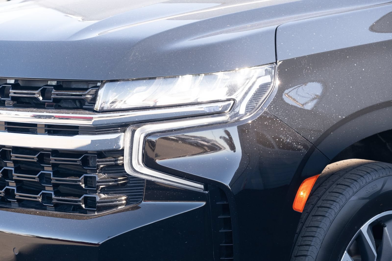 Used 2024 Chevrolet Suburban LS AWD/4WD image 21