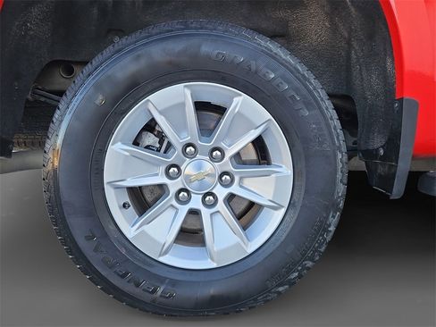 Used 2022 Chevrolet Silverado 1500 LT w/ Protection Package image 10