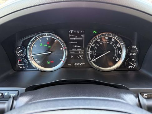 Used 2018 Lexus LX 570 4WD w/ Luxury Package image 33