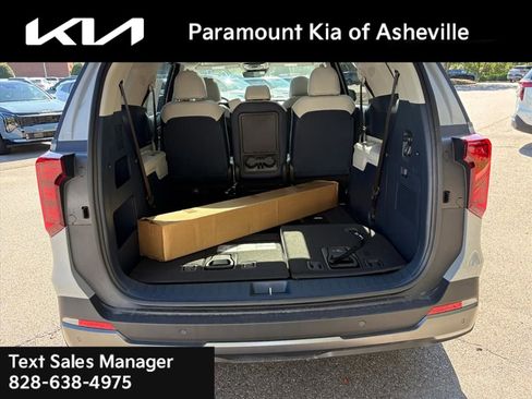 New 2026 Kia Carnival SX w/ SX Dark Edition Package image 29