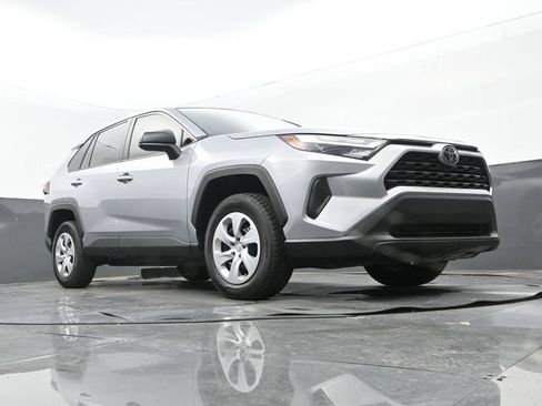 Used 2024 Toyota RAV4 LE FWD image 25