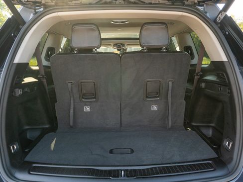 Used 2018 Jeep Grand Cherokee Limited w/ Luxury Group II AWD/4WD image 17
